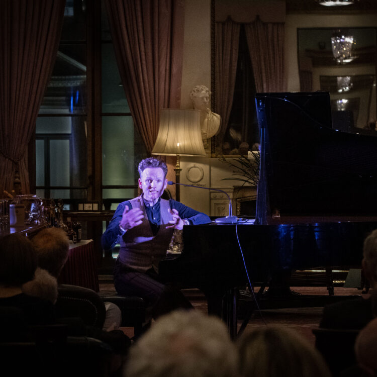 Singer/Songwriter Joe Stilgoe performing an exclusive concert in the Clubhouse