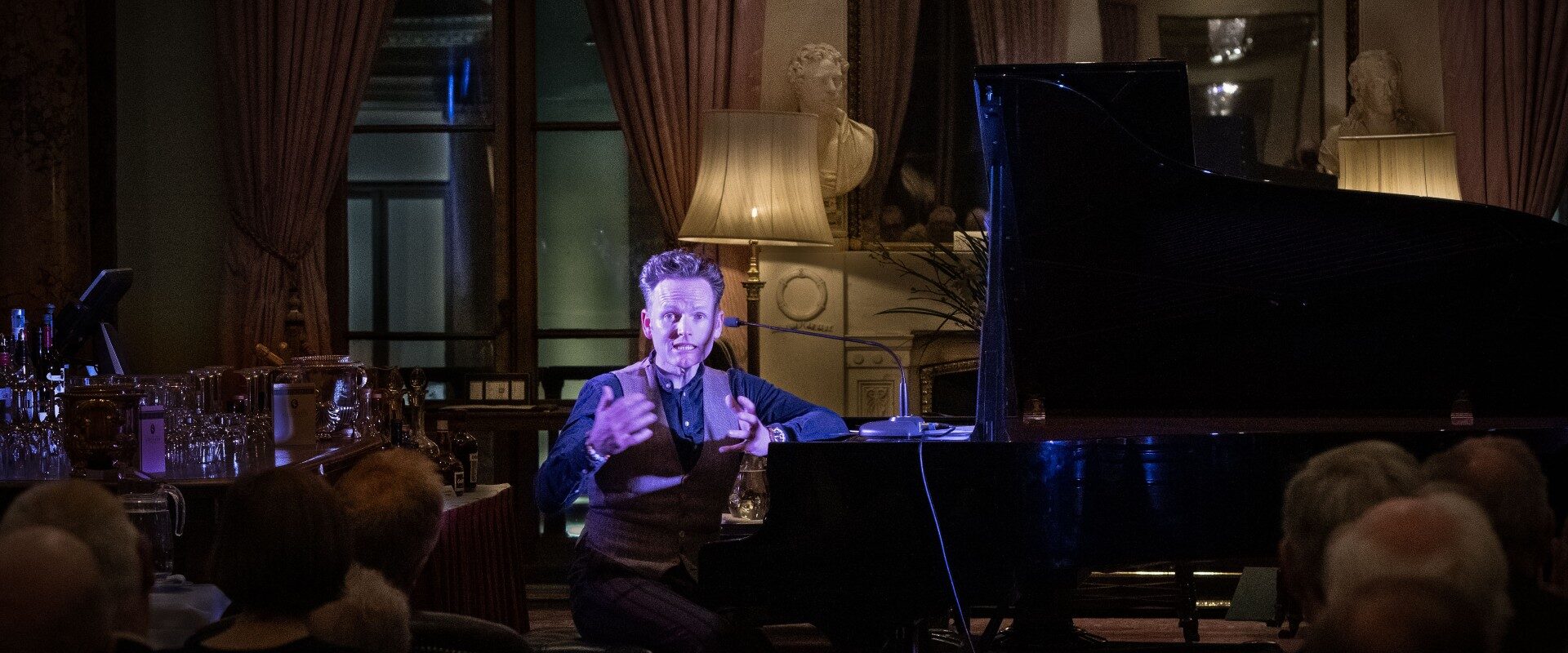 Joe Stilgoe performing at the Athenaeum Club